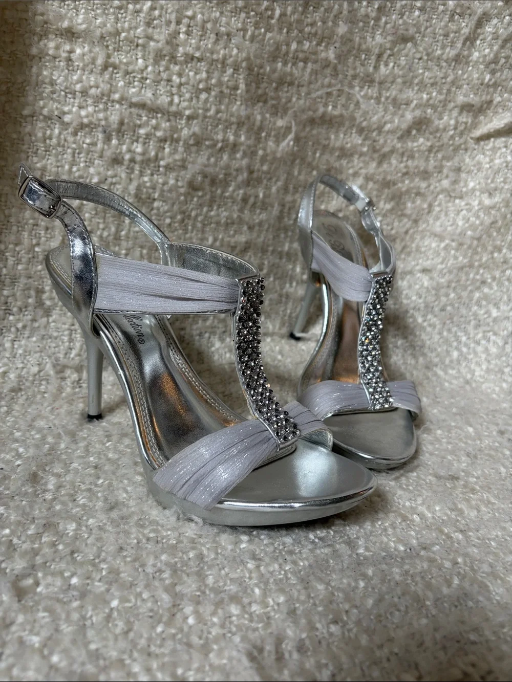 🥂 De Blossom Collection by David’s Bridal Women’s Size 8 Silver Heels